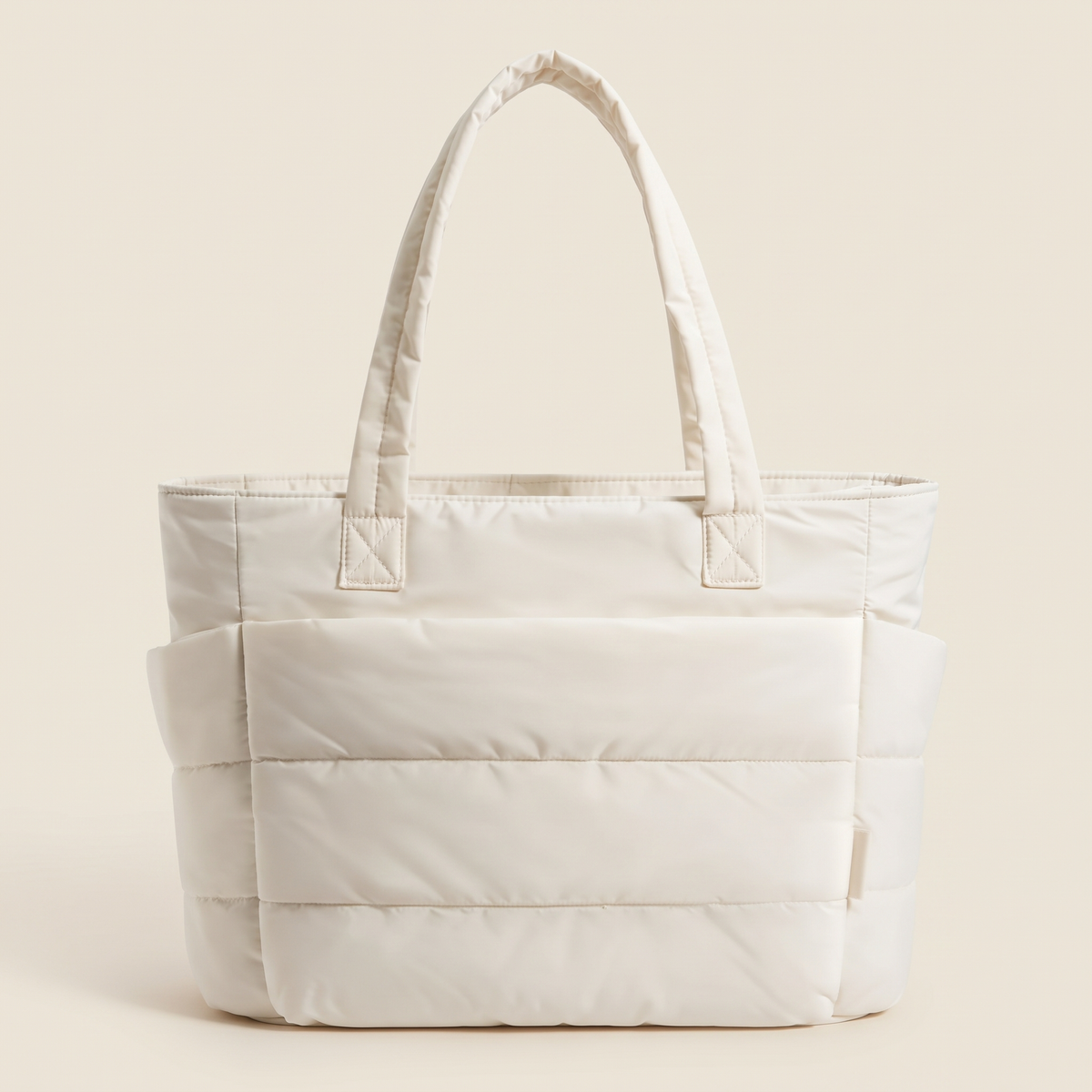 VELÁ Puffer Tote in Off-White